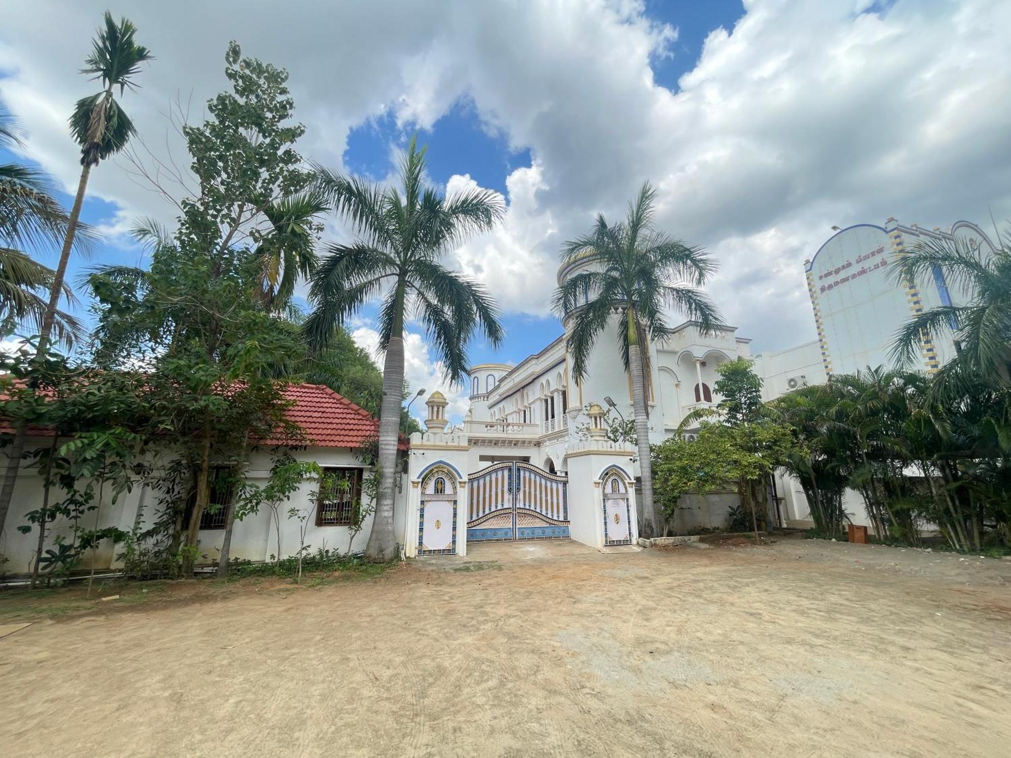 Chola Heritage Resort Карайкуди Экстерьер фото