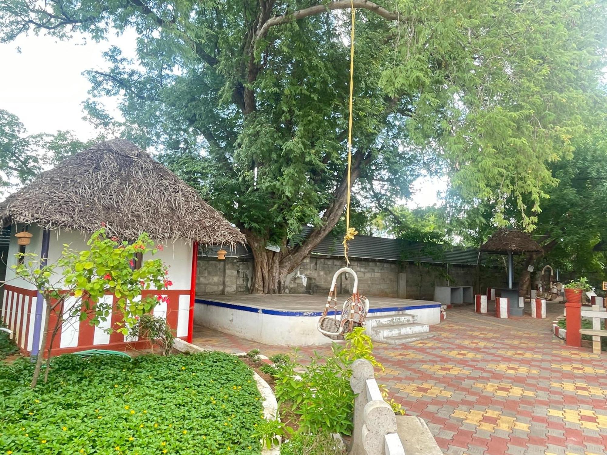 Chola Heritage Resort Карайкуди Экстерьер фото