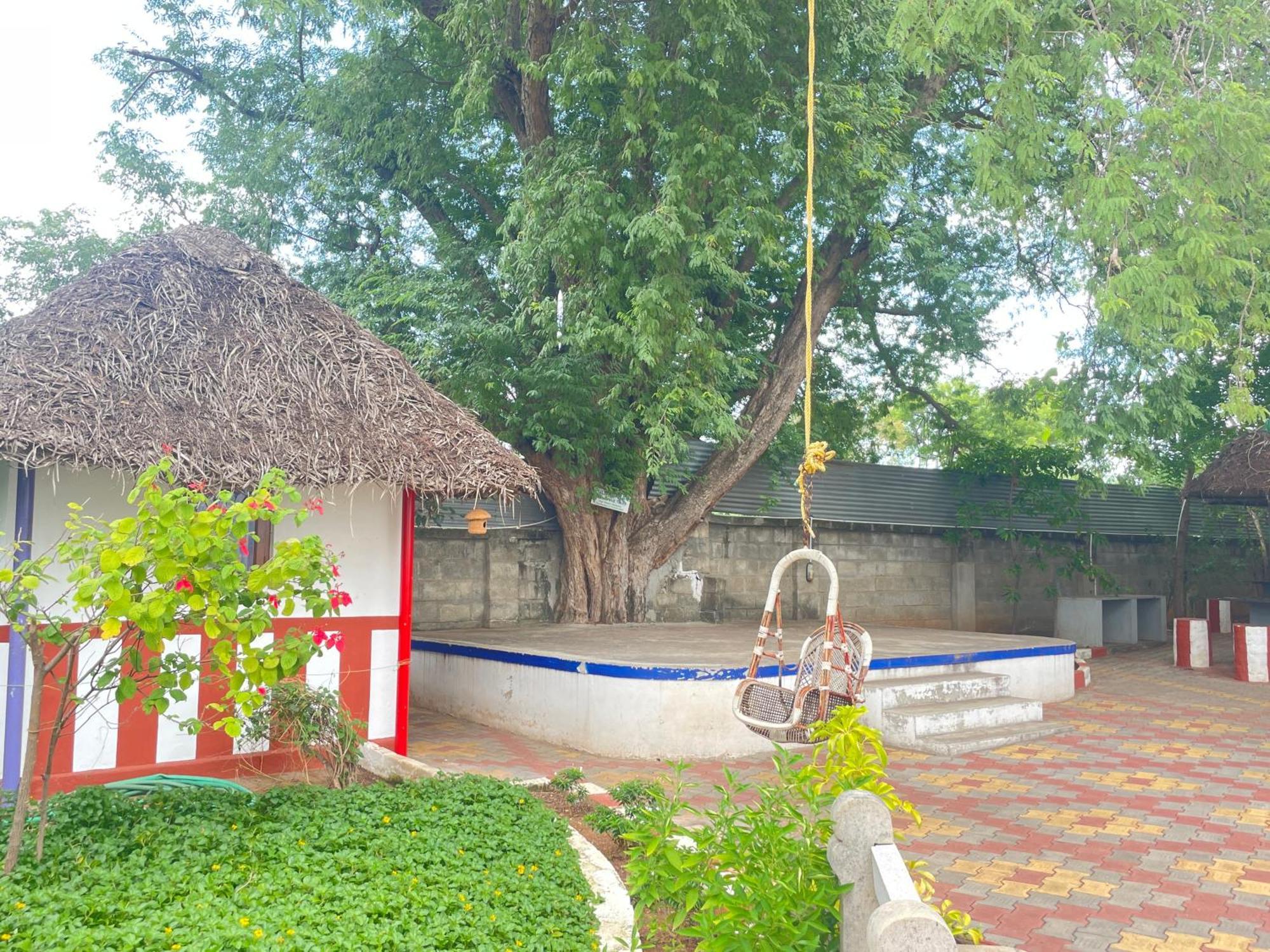 Chola Heritage Resort Карайкуди Экстерьер фото