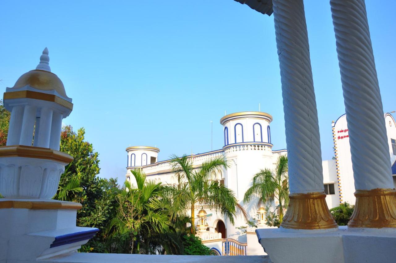 Chola Heritage Resort Карайкуди Экстерьер фото